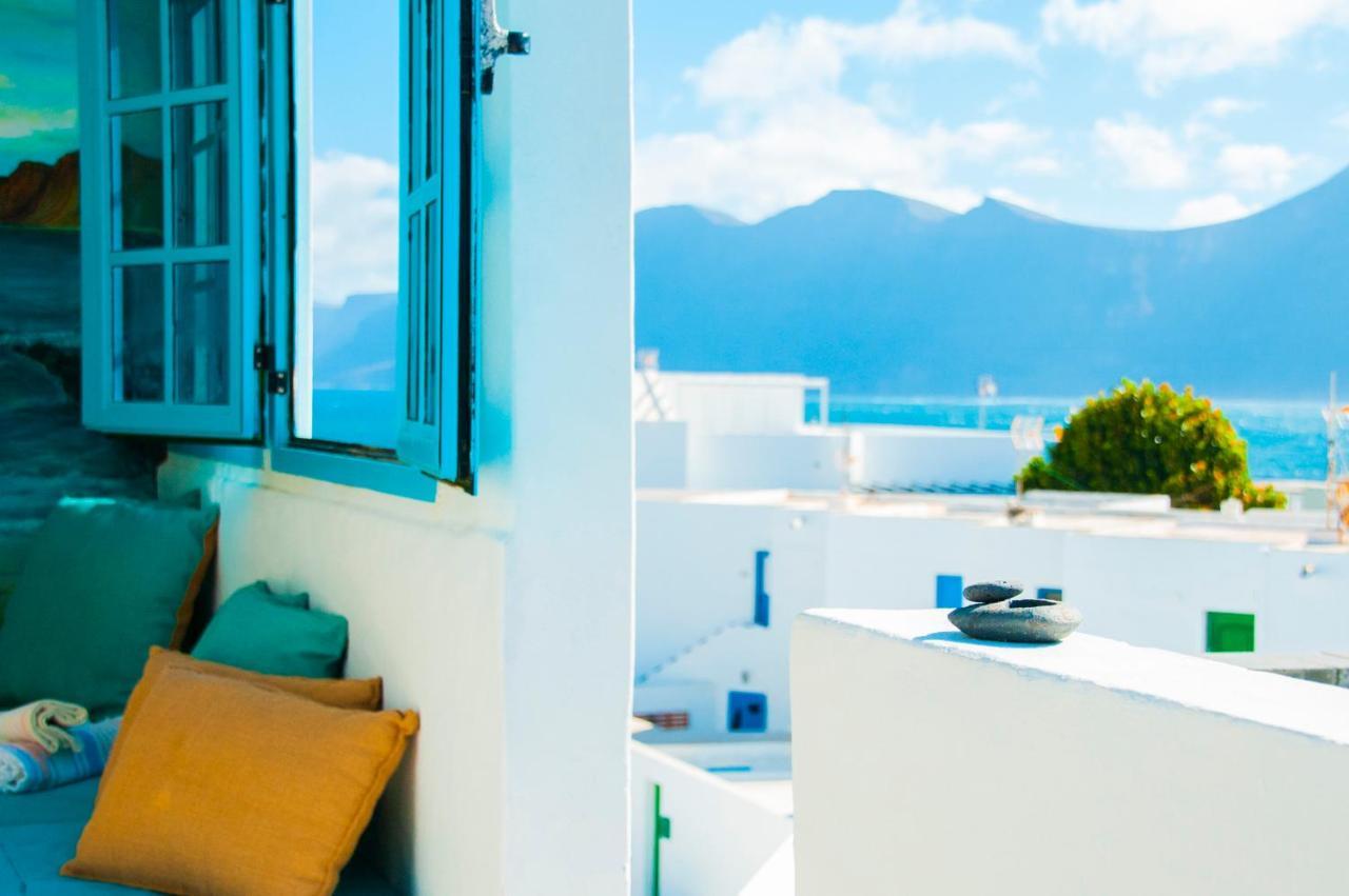 Famara Surf Rooftop ภายนอก รูปภาพ