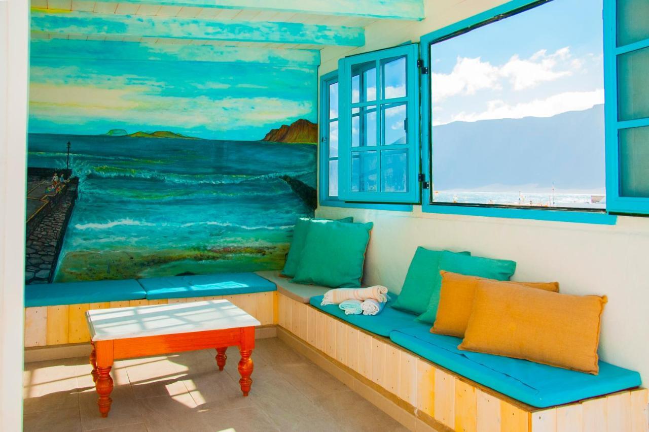 Famara Surf Rooftop ภายนอก รูปภาพ